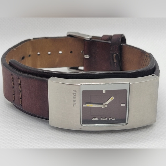 FOSSIL Watch - Picture 5 of 12
